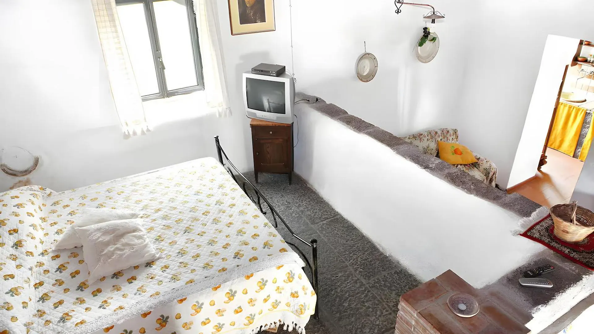 Etnalandhauser Piedimonte Etneo 0*,  Italy