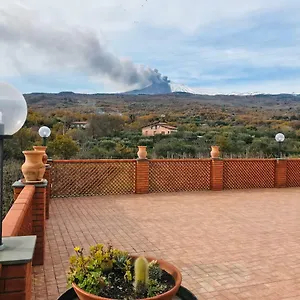 Camia Etna House Piedimonte Etneo